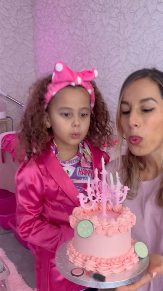 Ma première Beauty Party chez @iduun.beauty 🥰 
Happy birthday my girl💕
 Une super idée pour un anniversaire entre filles pour cocooner ! On a adoré et vous ?